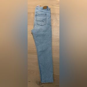 American Eagle Sz14 Short Hi-Rise Jegging